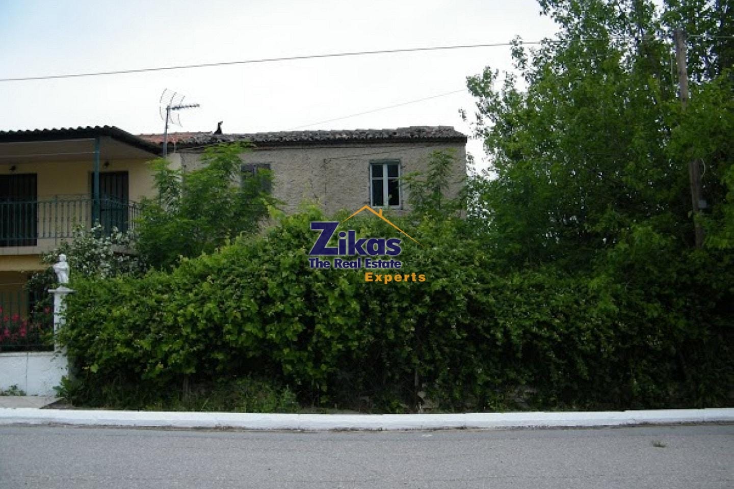 property-img